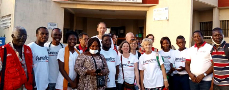 humdecia hilft Häftlingen in Togo